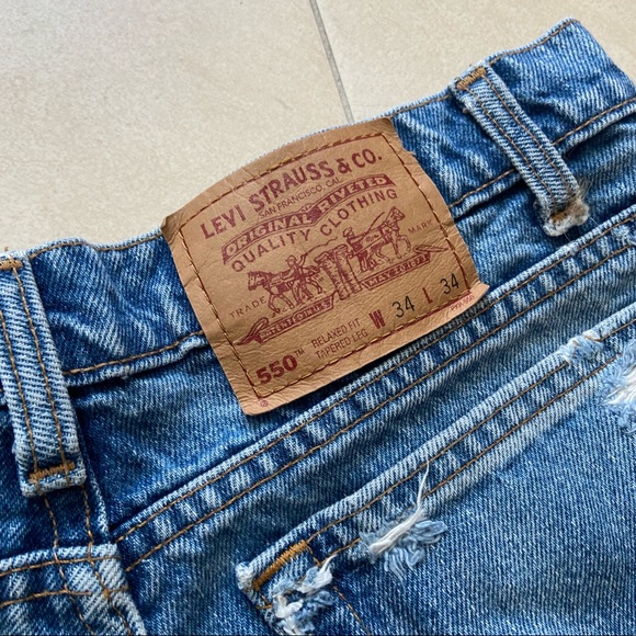 Custom Made High-Rise Levis’s Denim Shorts with Rips - Picture 2 of 3